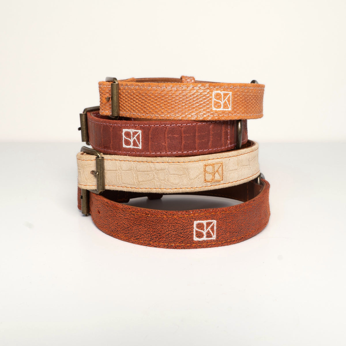 Studio Kees collars Theo, Hans, Mira and Louie stacked